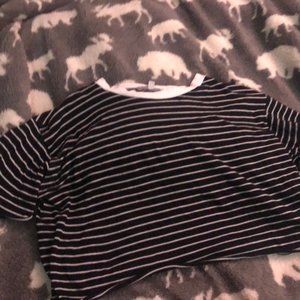 Black and white short sleeve